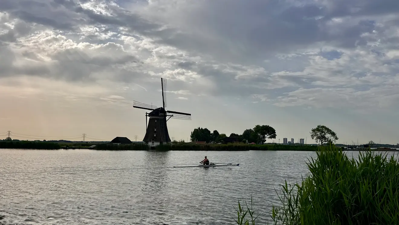 Onrustige luchten kondigen de weersverandering van de komende dagen aan - Jolanda Bakker