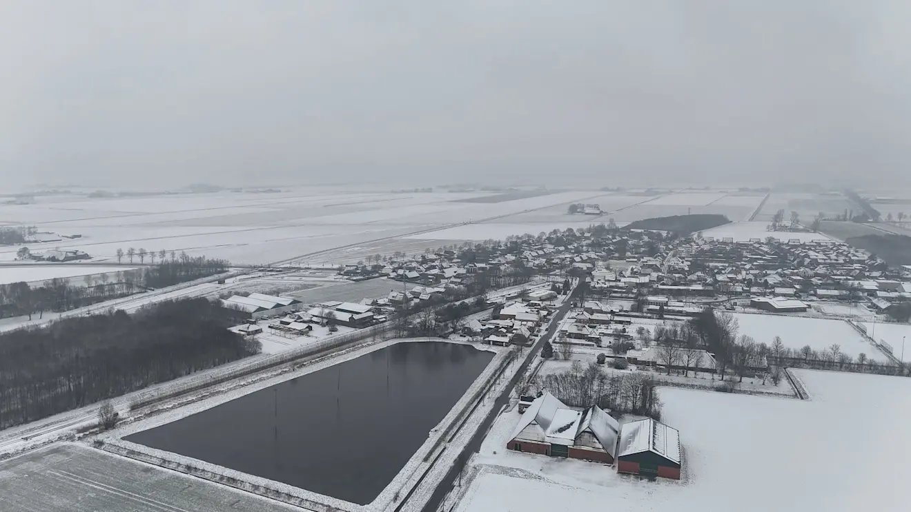 Het zijn mooie winters beelden, vanuit de provincie Groningen - Jannes Wiersema