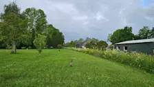 De dag begon op veel plaatsen bewolkt, zoals hier in Beusichem - Nely van Frankenhuyzen