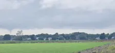 Twee hozen aan een bui voor de kust bij de Brouwersdam, eerder deze week - Simone Wiersma