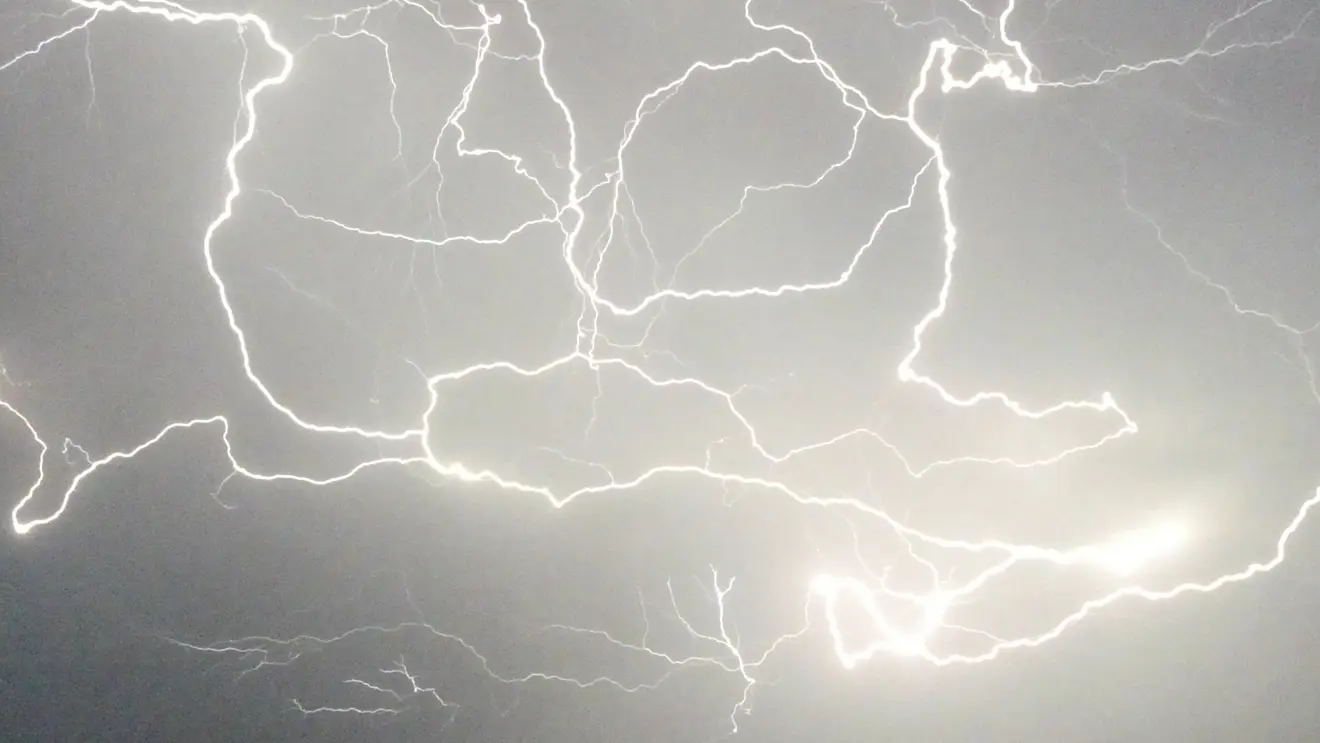 Onweer boven Heerenveen - Albert Thibaudier