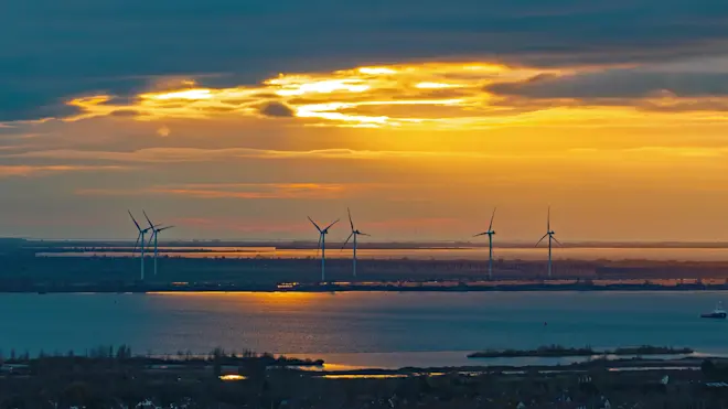 Een opklaring bij zonsondergang boven het zuidwesten van het land - Simone Wiersma