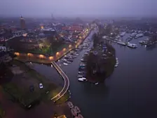 Nevelige start van de dag in Leerdam - John Oomen