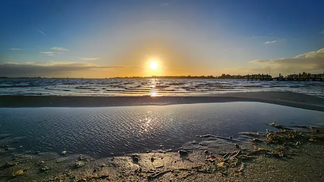 Zonsondergang op het Veluwemeer bij Elburg - Jannine Sanders
