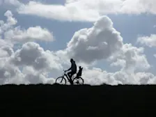 Stapelwolken en tegenlicht - Chris Meewis