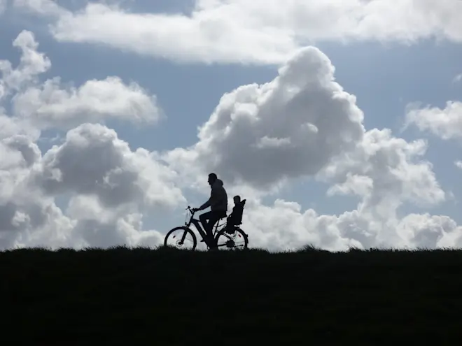 Stapelwolken en tegenlicht - Chris Meewis