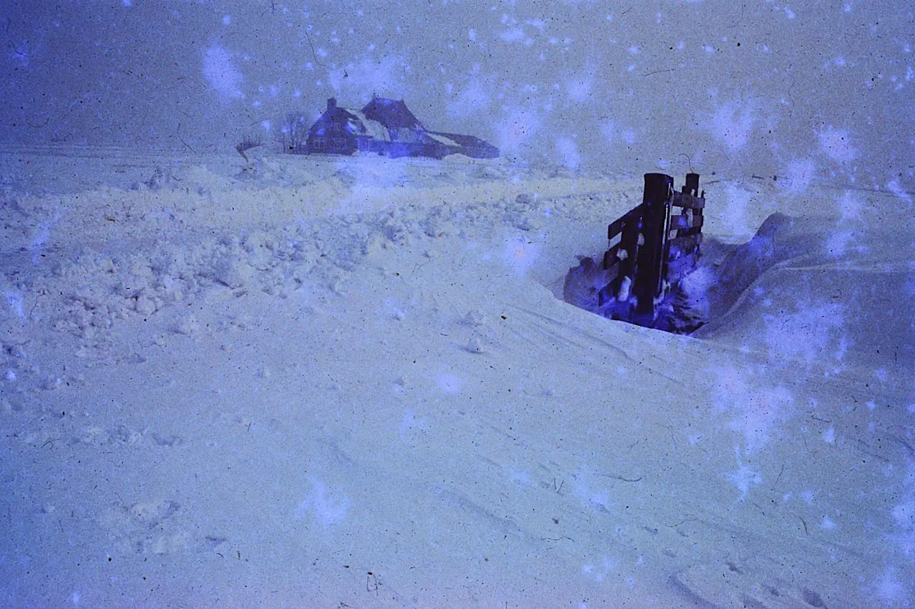 Friesland na de sneeuwstorm van 14 februari 1979 - Peter van den Born