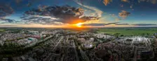 Zonsondergang boven Leerdam - John Oomen
