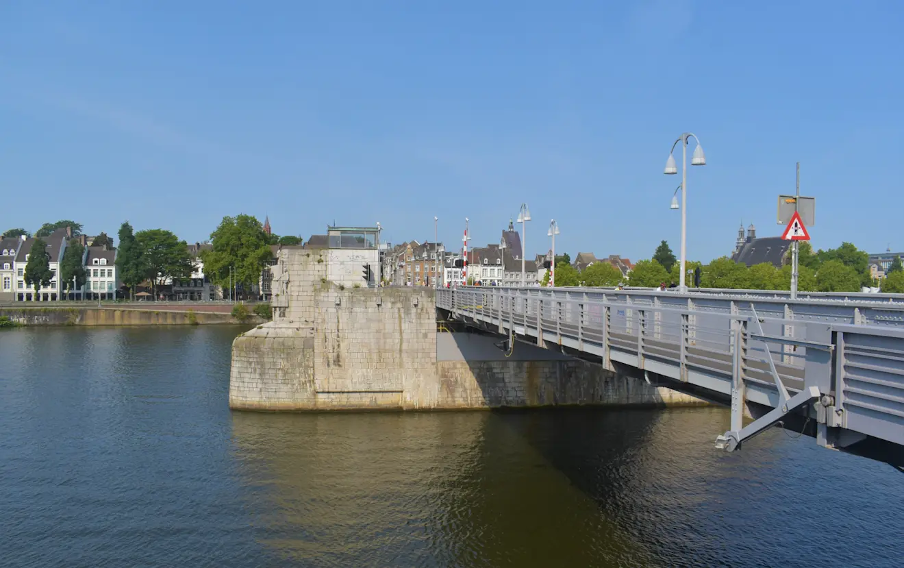 Een zomers weertype in Maastricht - Cynthia van Leusden