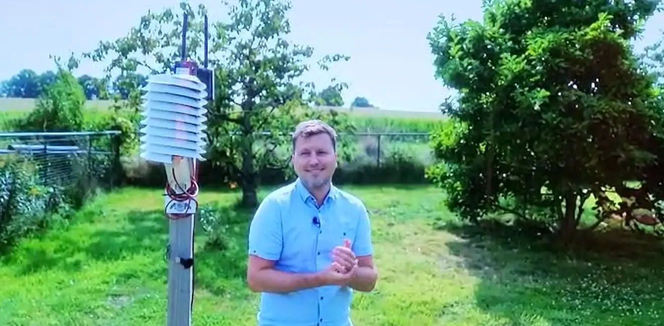 Karel in zijn tuin - still uit video