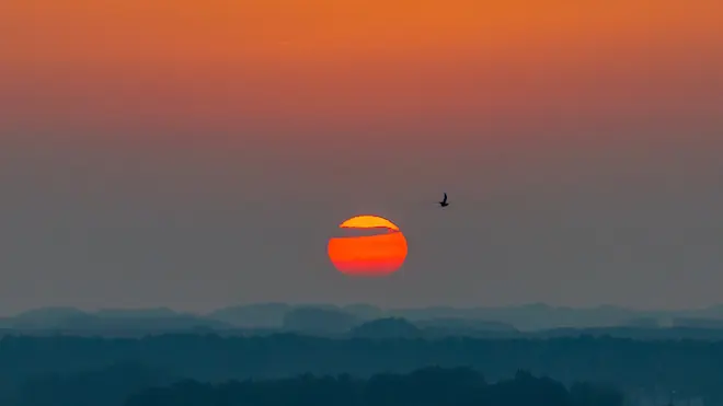 Zonsondergang boven Zuidwest-Nederland - Simone Wiersma