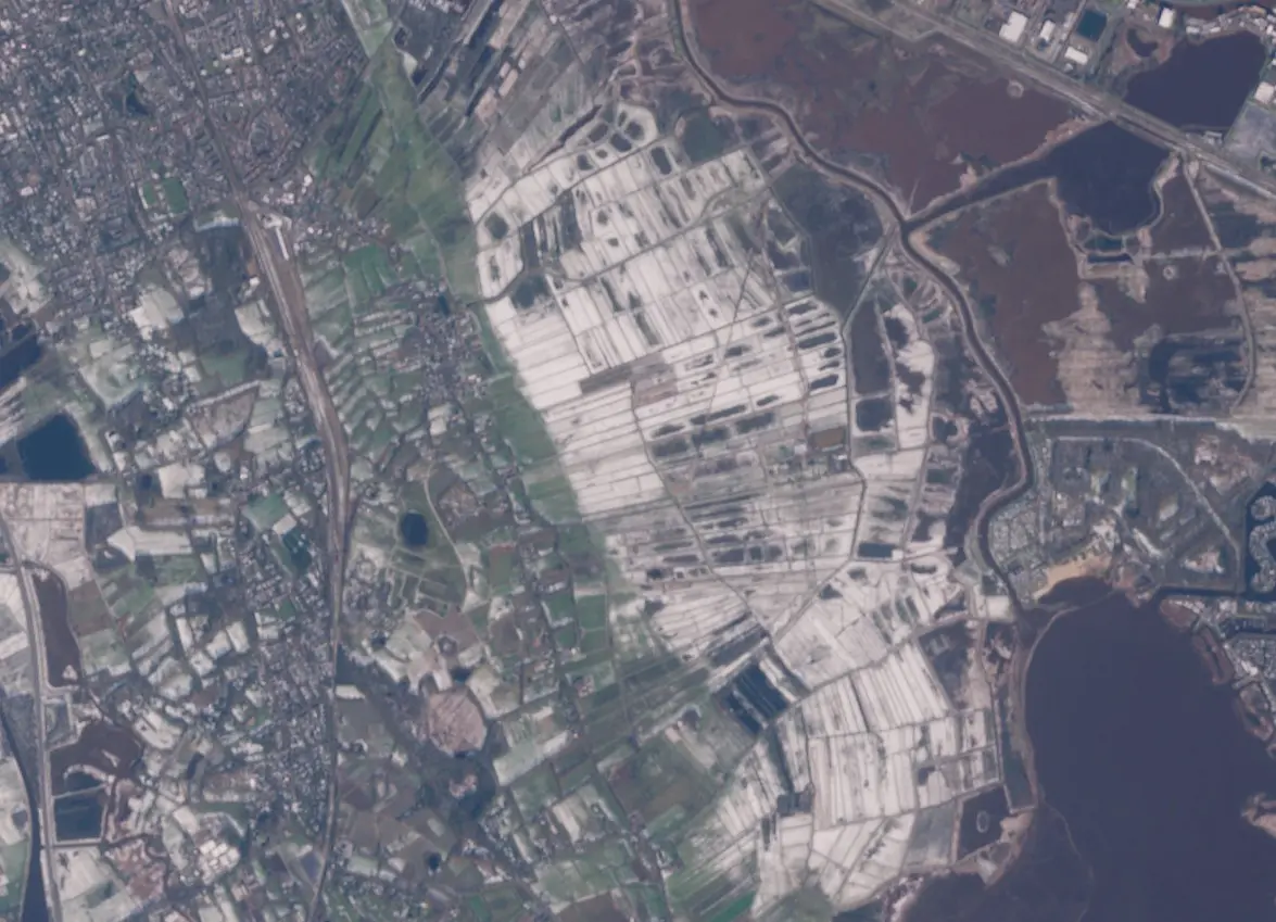 De Onnerpolder (rechts) en de Hondsrug (links) - Copernicus Sentinel-2