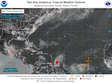 Beryl en de twee andere systemen - National Hurricane Center