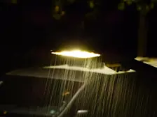 Het regende vanochtend in Hilversum pijpenstelen - Chris Meewis