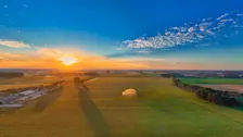 Zonsopkomst bij Achter-Drempt - Hans van Loenen