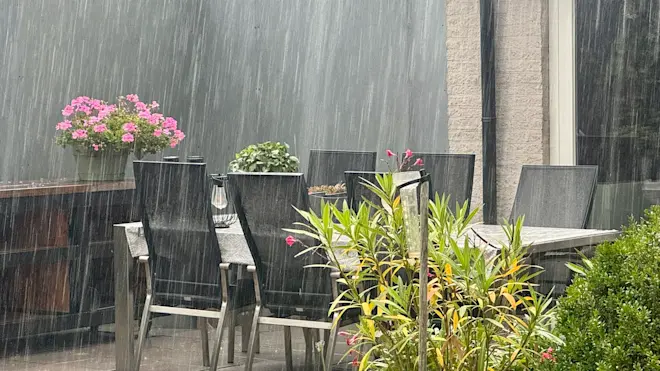 Regen in Zevenhuizen - Jolanda Bakker