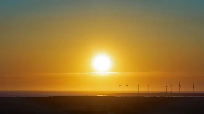 Zonsondergang in Zuidwest-Nederland - Simone Wiersma