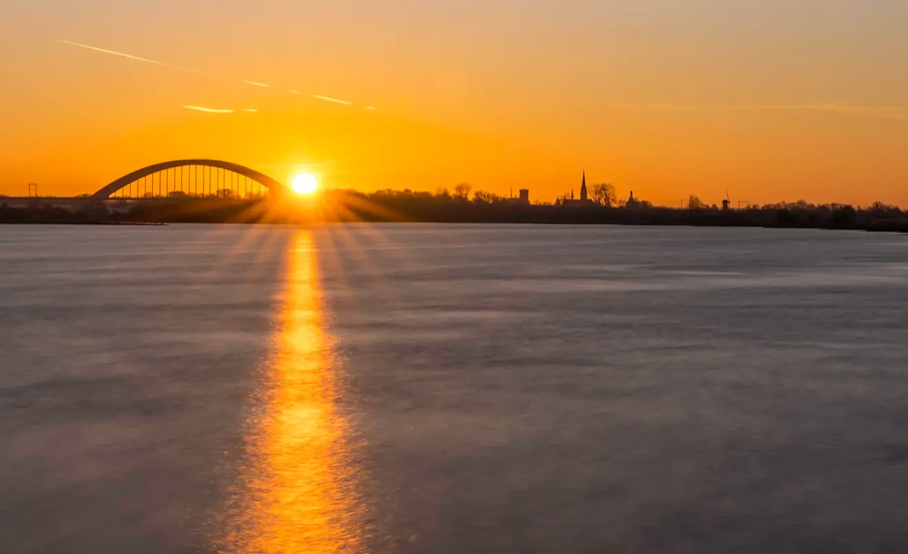 Fraaie zonsopkomst in Culemborg - John Oomen