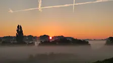 Fraaie zonsopkomst in de buurt van Beusichem - Nely van Frankenhuyzen