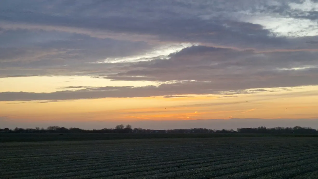 Toenemende bewolking boven Texel - Frans Alderse Baas