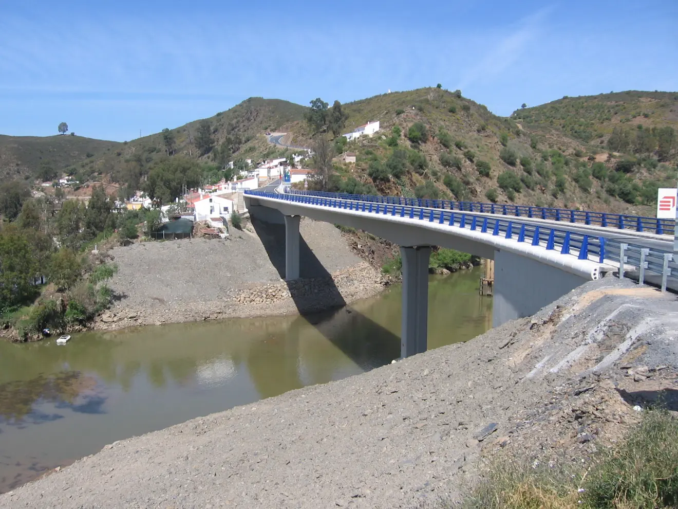 El Granado ligt in de vallei van de Guadiana - CorreiaPM
