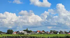 Hollandse wolkenluchten boven Friesland - Jannine Sanders