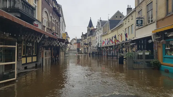 De overstroming van de Geul in Valkenburg o p 15 juli 2021 - Romaine