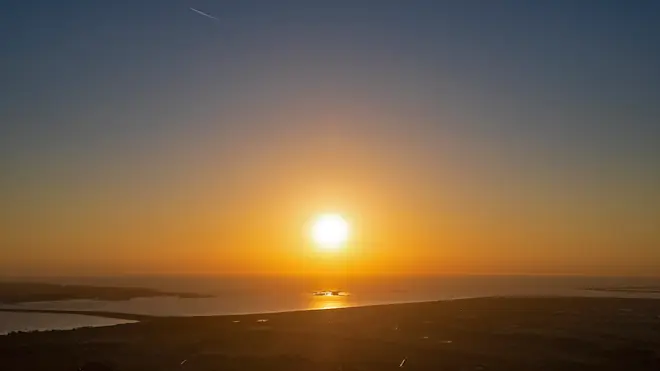 Zonsondergang aan de Noordzeekust - Simone Wiersma