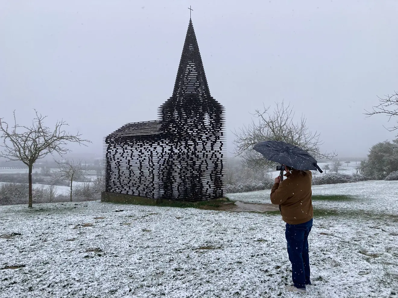 Sneeuw in Borgloon, in België - Karel Holvoet