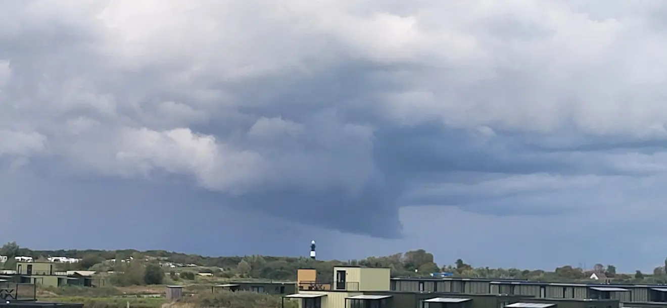 Een flinke uitzakking gisteren in een bui boven Zeeland - Mark Wolvenne