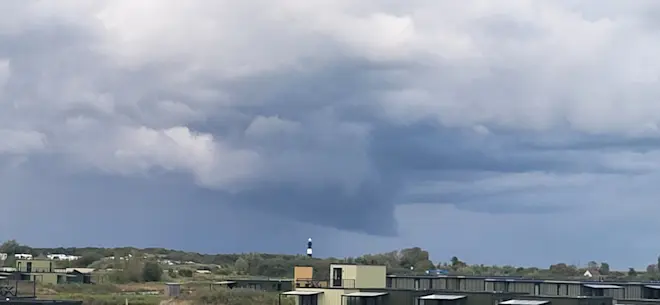 Een flinke uitzakking gisteren in een bui boven Zeeland - Mark Wolvenne