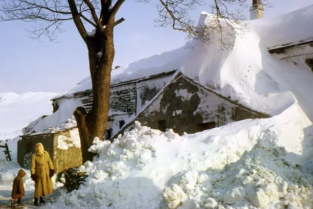 Ook in Engeland sneeuwden huizen onder, zoals hier in Lancashire - Richard Johnson