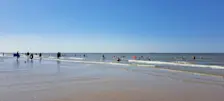 Verkoeling vind je vandaag alleen bij en in het water - Grieta Spannenburg