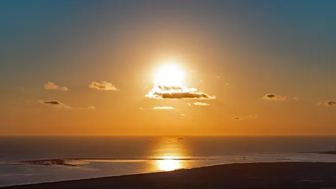 Zonsondergang boven de Noordzee - Simone Wiersma