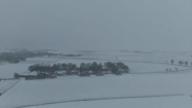 Noordoost-Groningen, vanochtend in de sneeuw - Jannes Wiersema