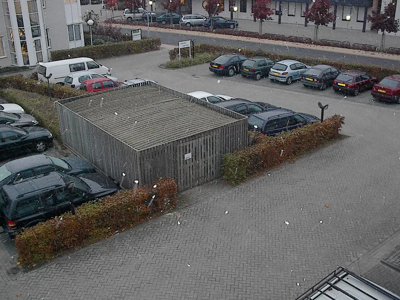 De sneeuw begint in Wageningen, foto genomen vanuit het gebouwd van Meteo Consult - Reinout van den Born